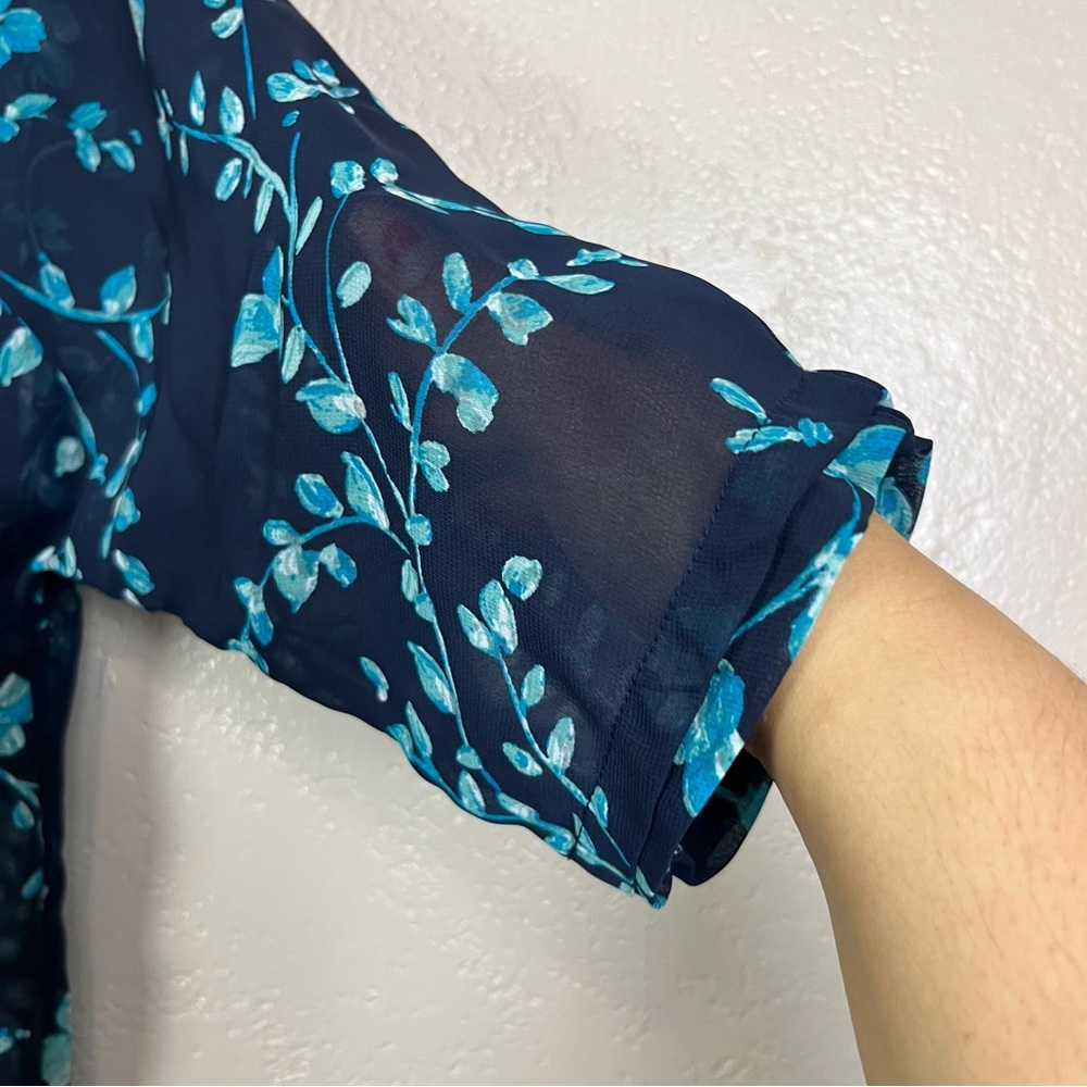 5 for $30 Gap women 3/4 sleeve v-neck blue black‎ floral blouse size large - Picture 11 of 16